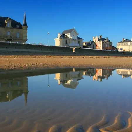 Maison Spacieuse Grand Jardin Clos Belle Terrasse Amenagee Parling 2 Kms Plage D'arromanches Proche Bayeux Et Plages Du Debarquement *