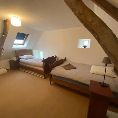 Maison Spacieuse Grand Jardin Clos Belle Terrasse Amenagee Parling 2 Kms Plage D'arromanches Proche Bayeux Et Plages Du Debarquement Дом отдыха Траси-сюр-Мер